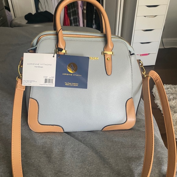 handbag - Picture 2 of 5